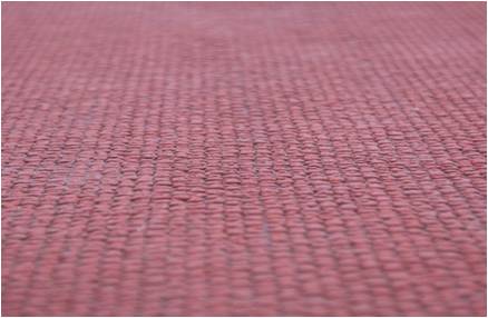 橡胶跑路表表纹路仍旧平坦